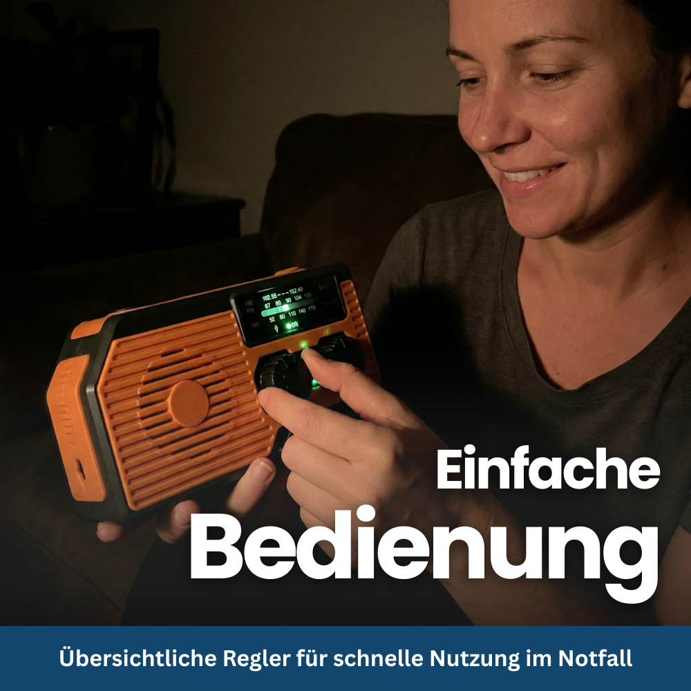4-in-1 Emergency Radio With Solar Panel, Hand Crank & Power Bank – Blackout & Outdoor